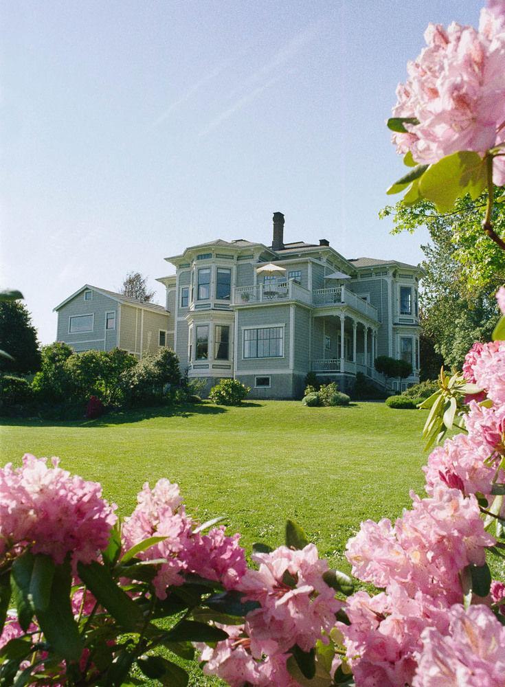 Fairholme Manor Inn Victoria Exterior photo